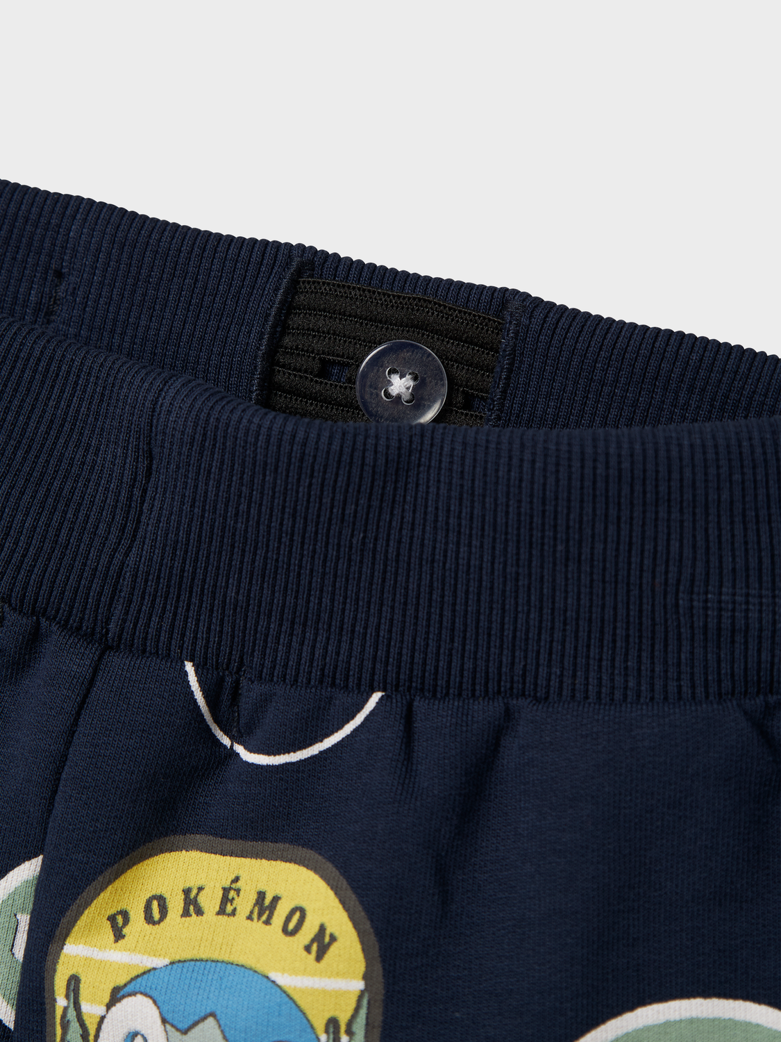 model_shot-front_full